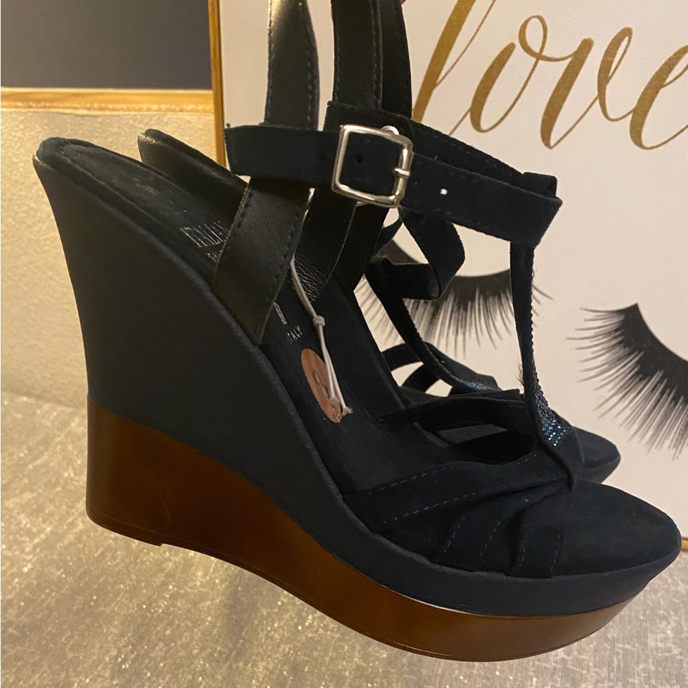 Italian Shoemakers Navy Blue and Brown Wedges New No box. Size 8